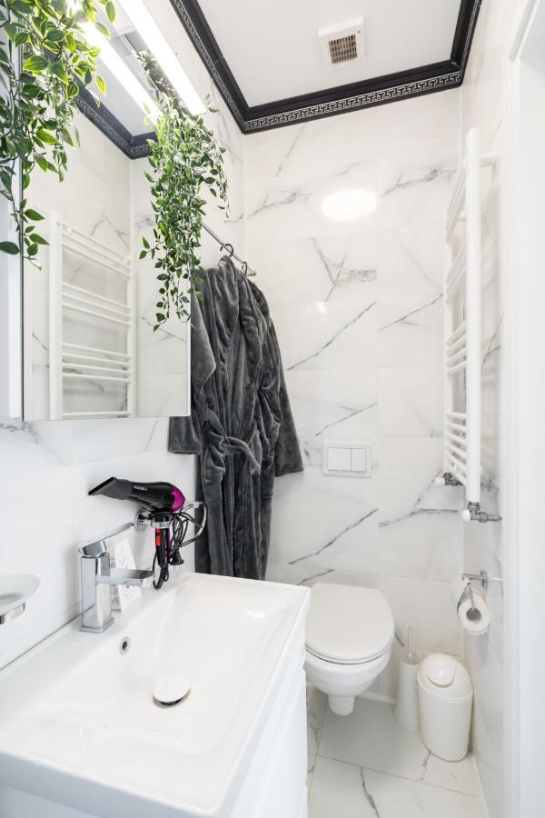 Monza Apartment-Ultracentral Bukarest Eksteriør billede
