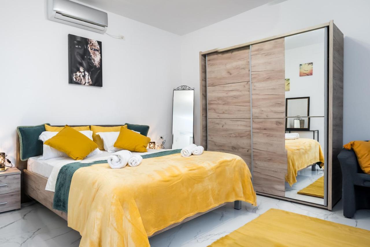 Monza Apartment-Ultracentral Bukarest Eksteriør billede